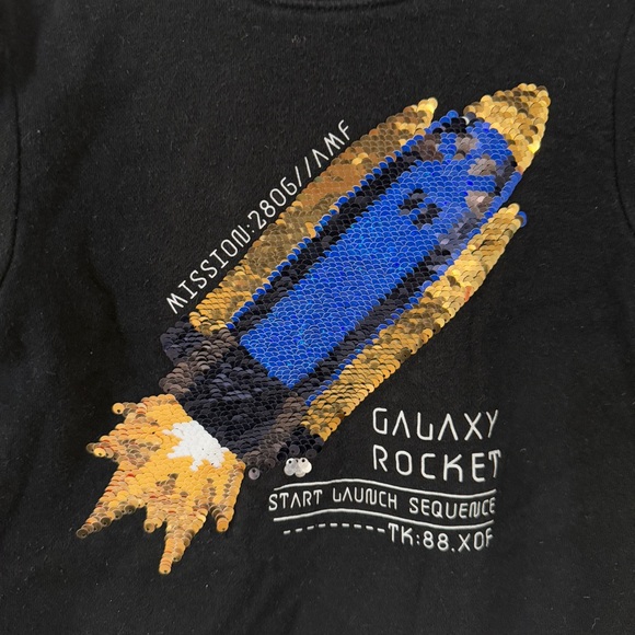 H&M sequin changing Galaxy Rocket sweatshirt in size 4-6 - Picture 8 of 8